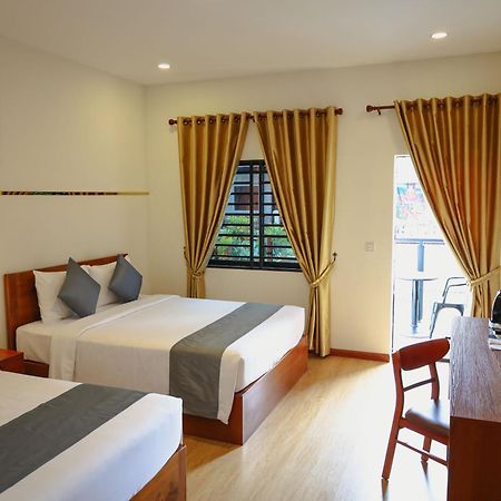 Nimith Hotel & Restaurant Phnom Penh Extérieur photo