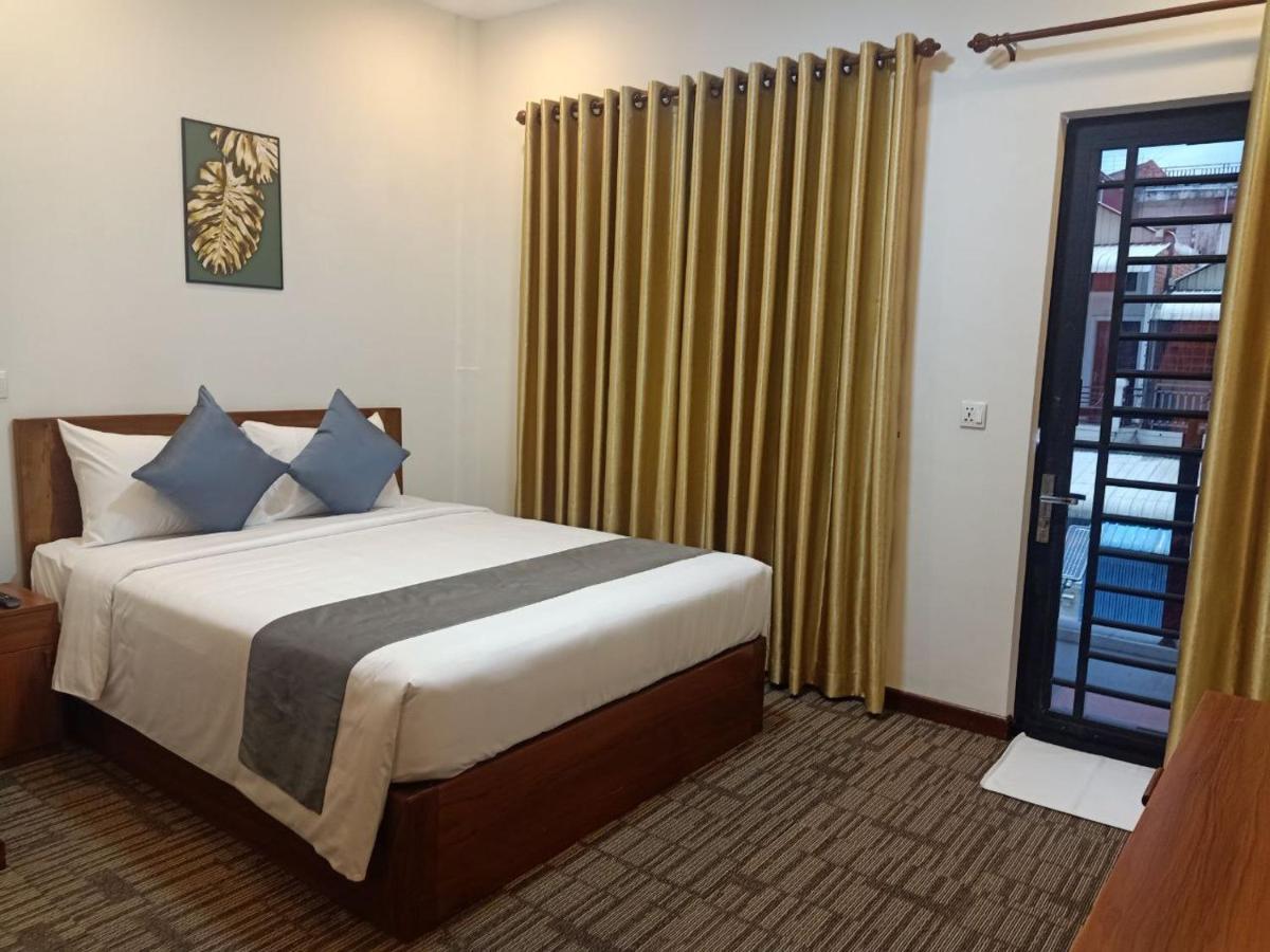 Nimith Hotel & Restaurant Phnom Penh Extérieur photo