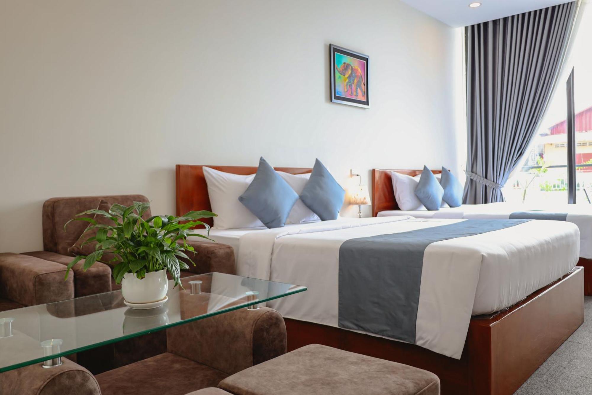 Nimith Hotel & Restaurant Phnom Penh Extérieur photo